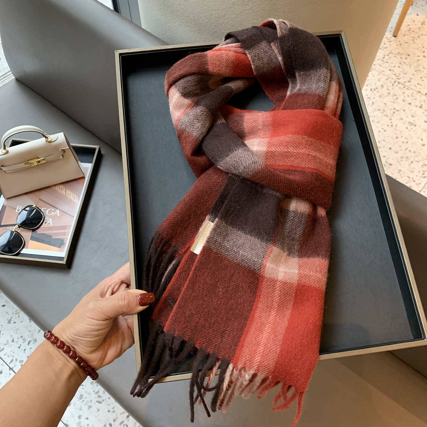 秋冬季围巾女1OO%澳洲纯羊毛围巾流苏窄版百搭保暖情侣护围脖