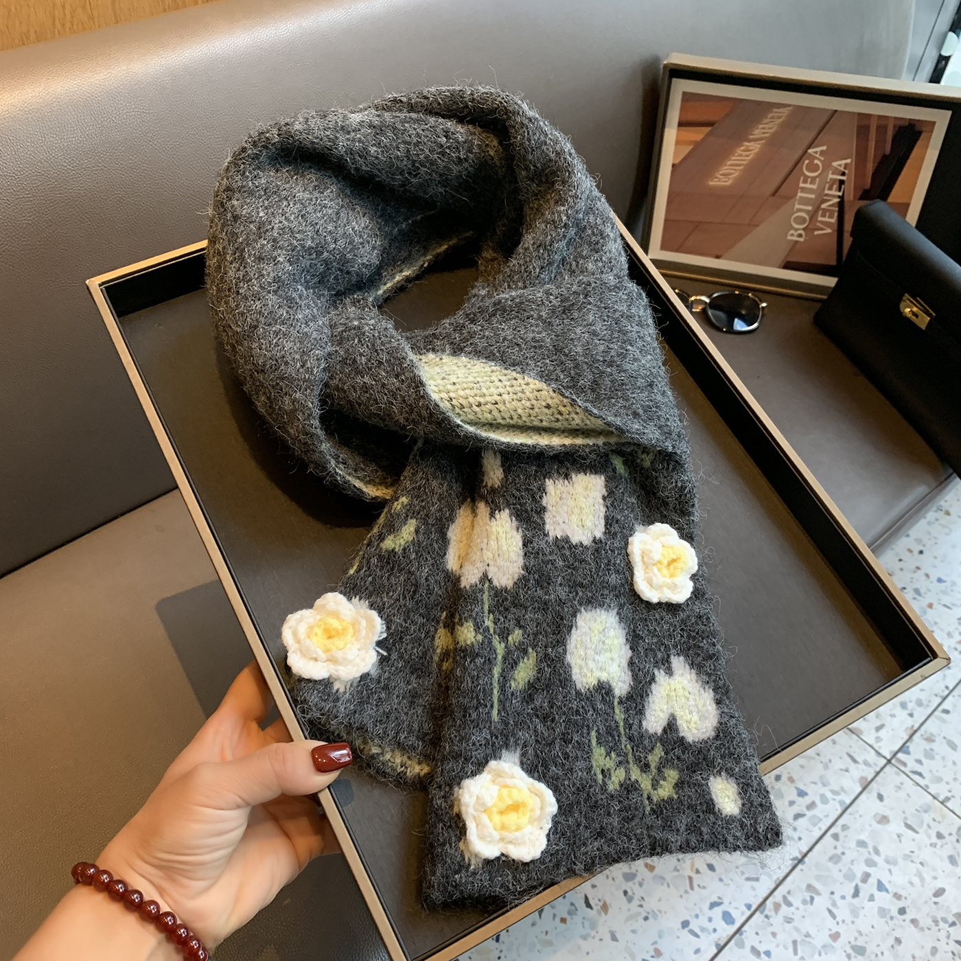 2025冬季新款韩国立体手工山茶花针羊毛针织围巾女保暖百搭围脖女
