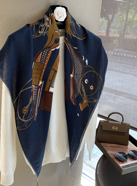 美拉德复古三角巾女士百搭马车印花丝绒冬季围巾披肩腰封