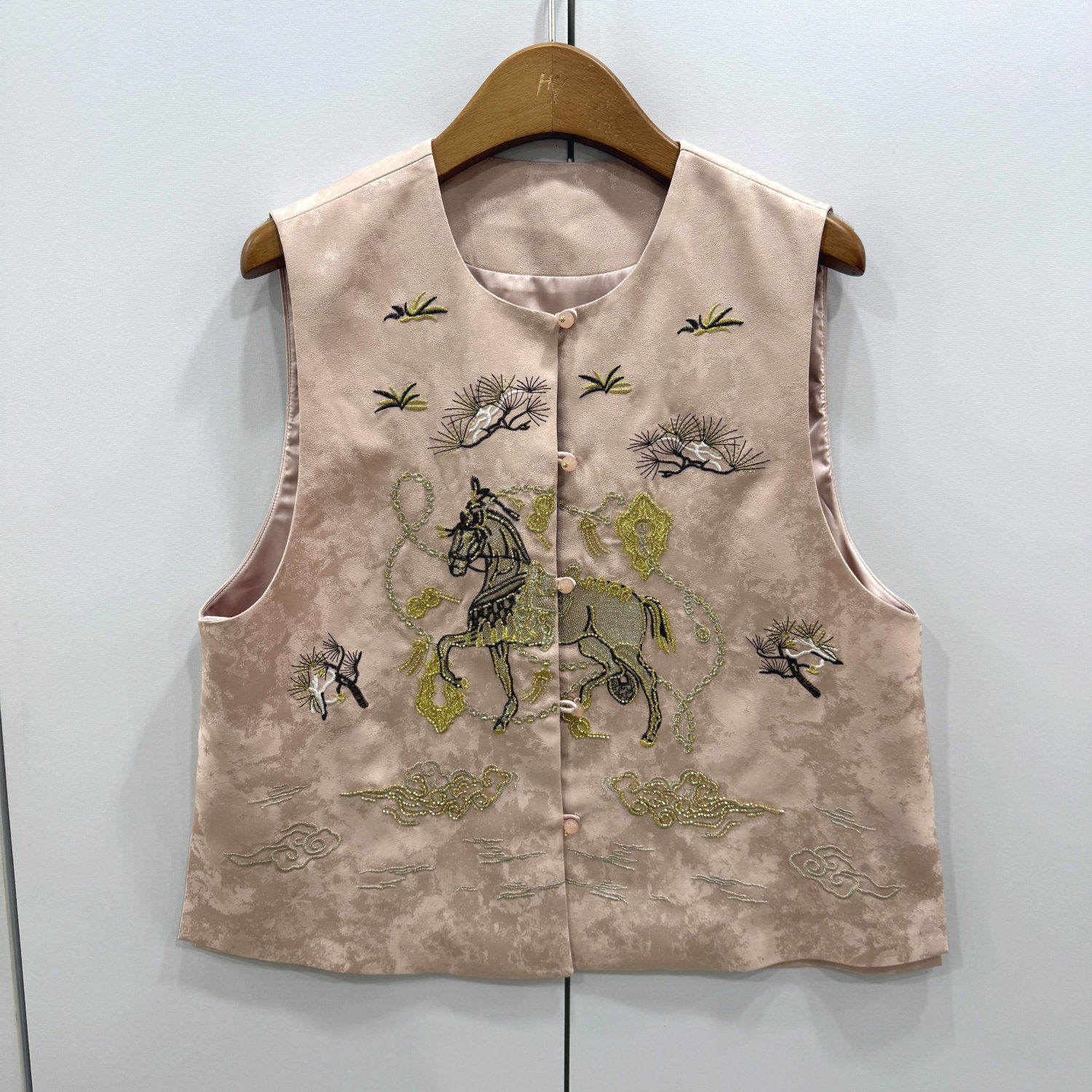 26710欧洲站26春时尚重工钉珠链条马刺绣花人丝国风洋气马甲外套,女装/女士精品,上衣,淘宝优惠券,粉丝福利购,淘宝优惠卷