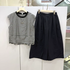 依米莎26B062 欧洲站抽绳链条圆领格子上衣+松紧腰八分裙裤两件套