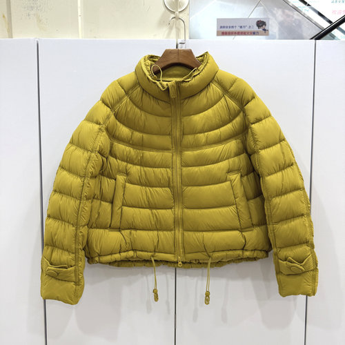 6688欧洲站25冬下摆抽绳拉链立领排骨横条云朵泡芙舒适A字羽绒服