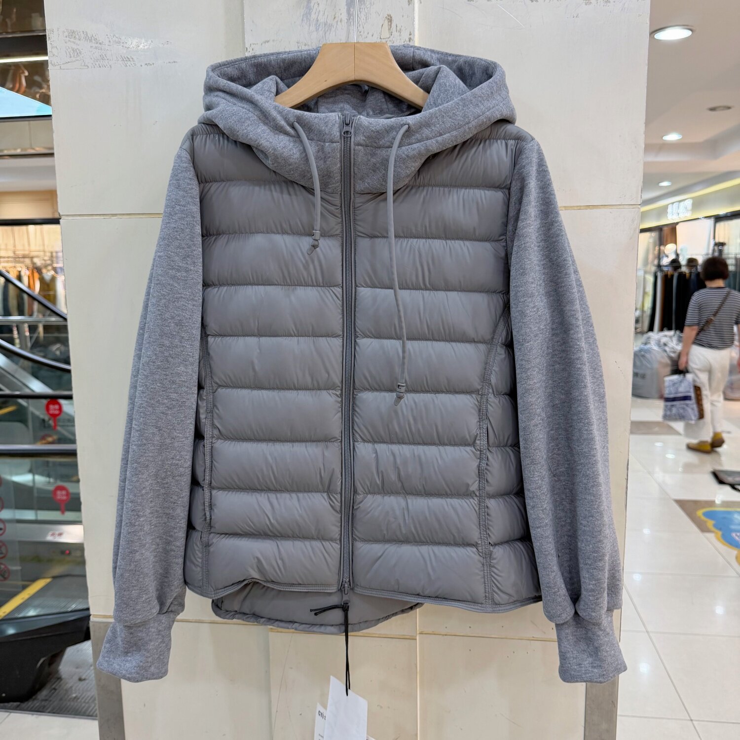 6015 欧洲站90白鸭绒羽绒服女连帽抽绳拉链拼接卫衣袖保暖外套冬