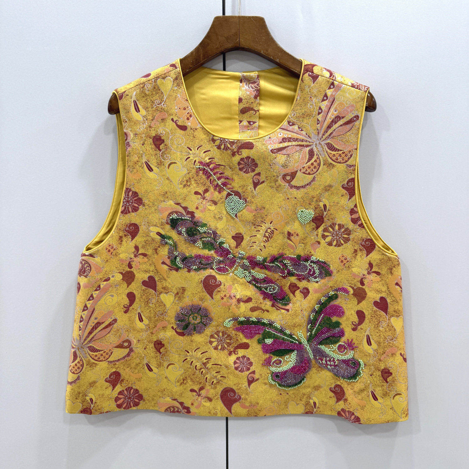 L68892欧洲站2026春新款时尚圆领重工钉珠刺绣百搭国风羊毛马甲女