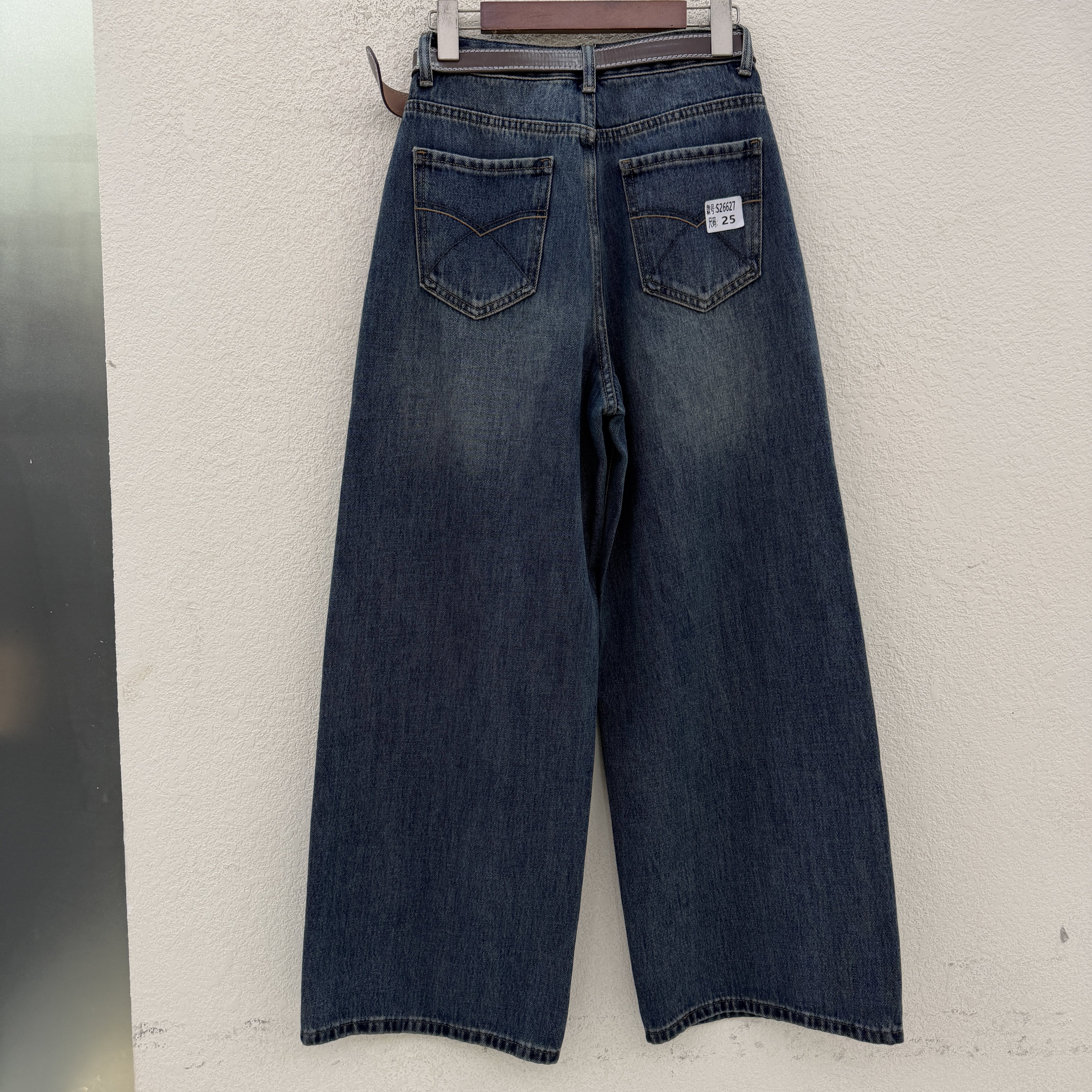 2026秋款JEANS金蚂蚁26627显瘦直筒牛仔裤女深蓝色刺绣彩线阔腿裤