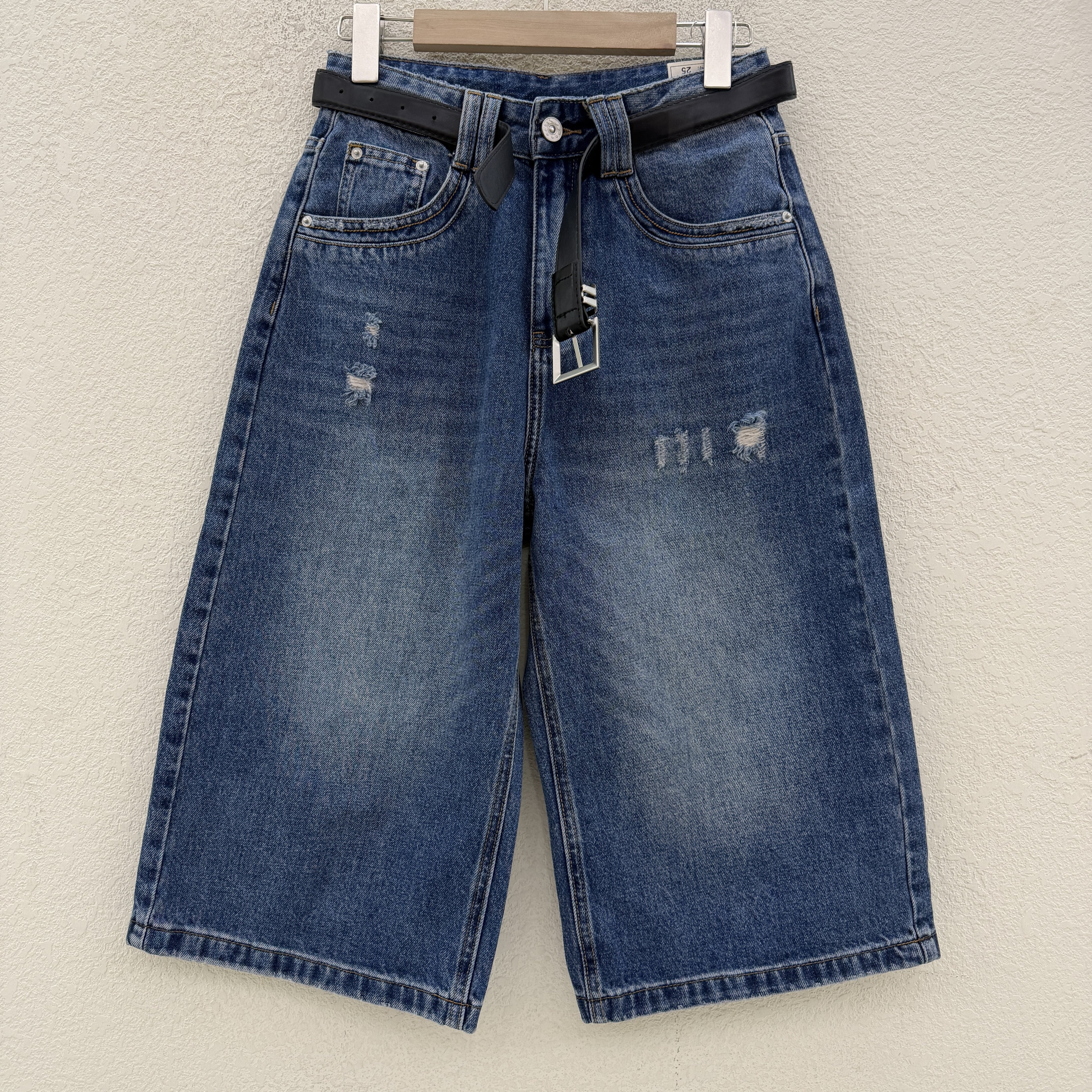清仓Q FASHION JEANS佐拿 芭度玄风9621牛仔裤女七分磨破直筒裤夏
