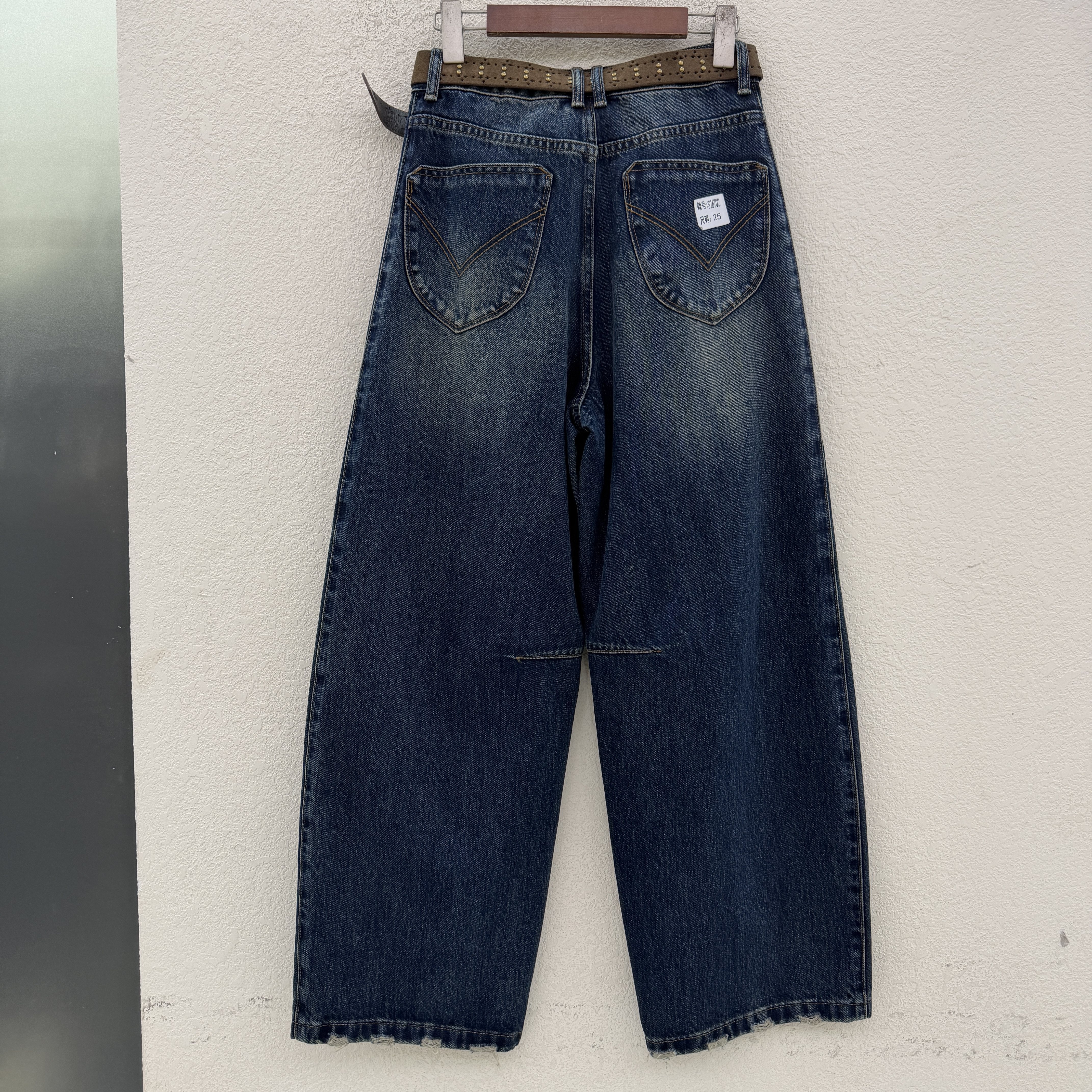2026秋款JEANS金蚂蚁26702牛仔裤女高腰弹力弯刀裤磨破压线拖地裤