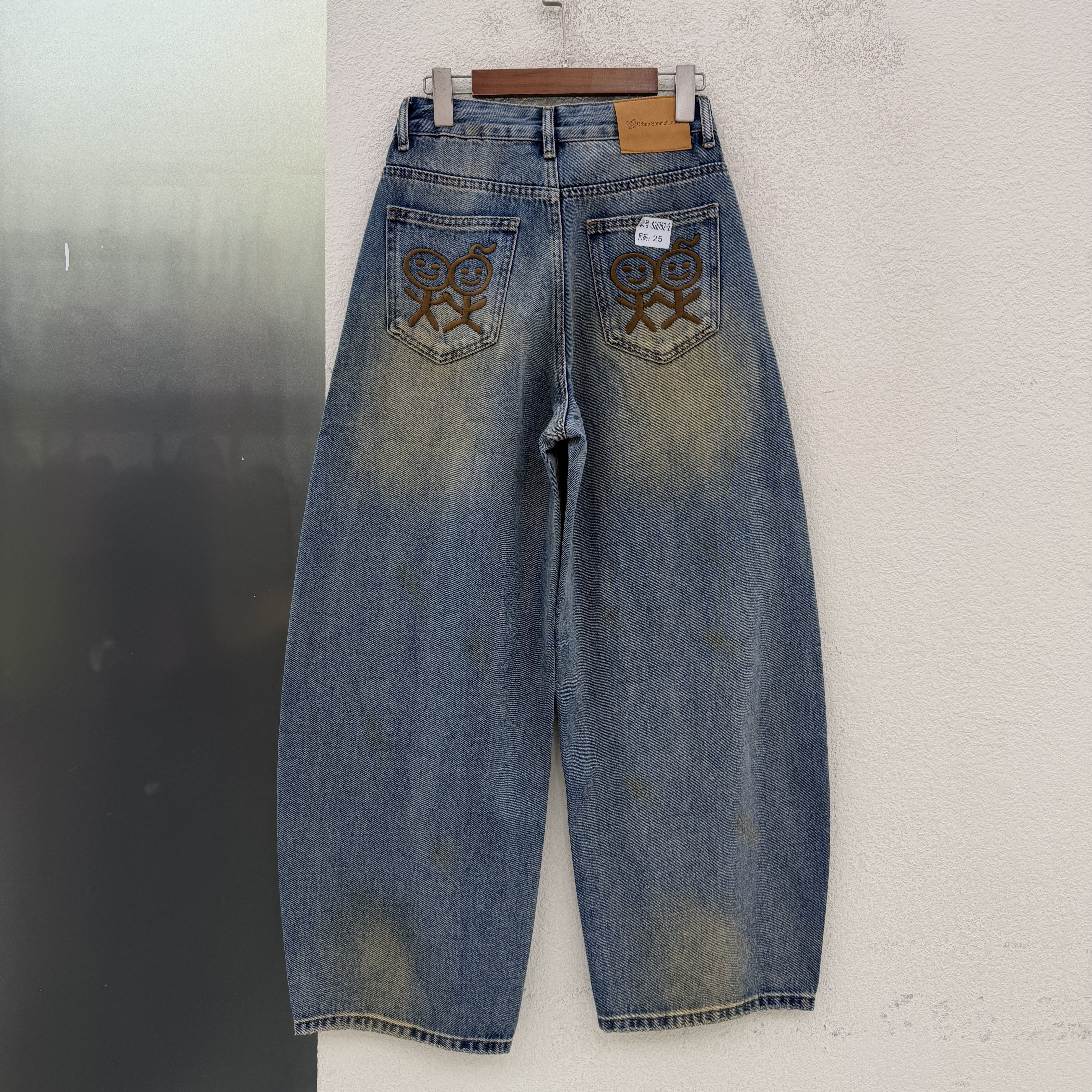 2026秋款欧货正品JEANS金蚂蚁26752牛仔裤女浅蓝火柴人刺绣弯刀裤