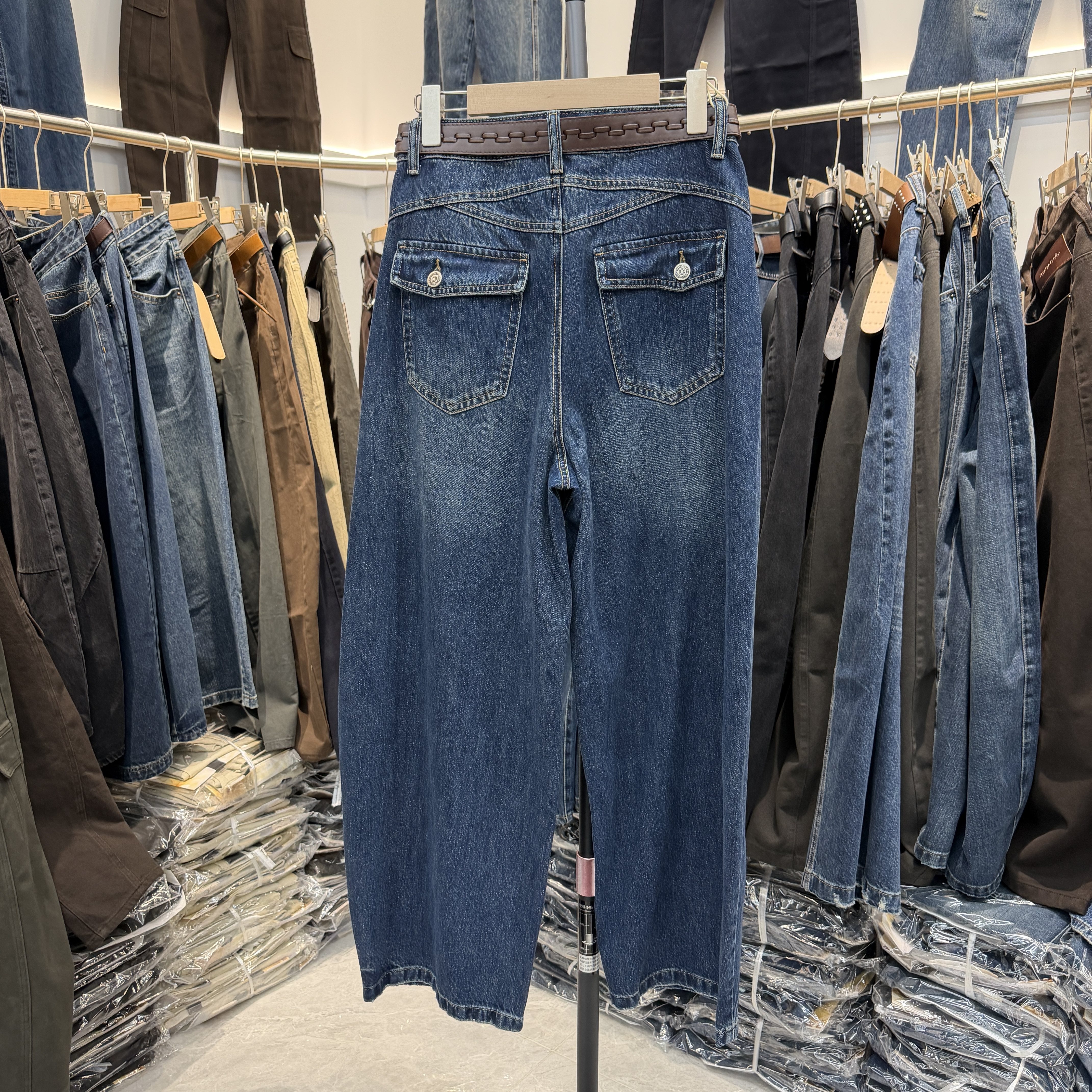 2026秋新款JEANS阿凡牛5787高腰显瘦无弹弯刀牛仔女宽松直筒裤秋