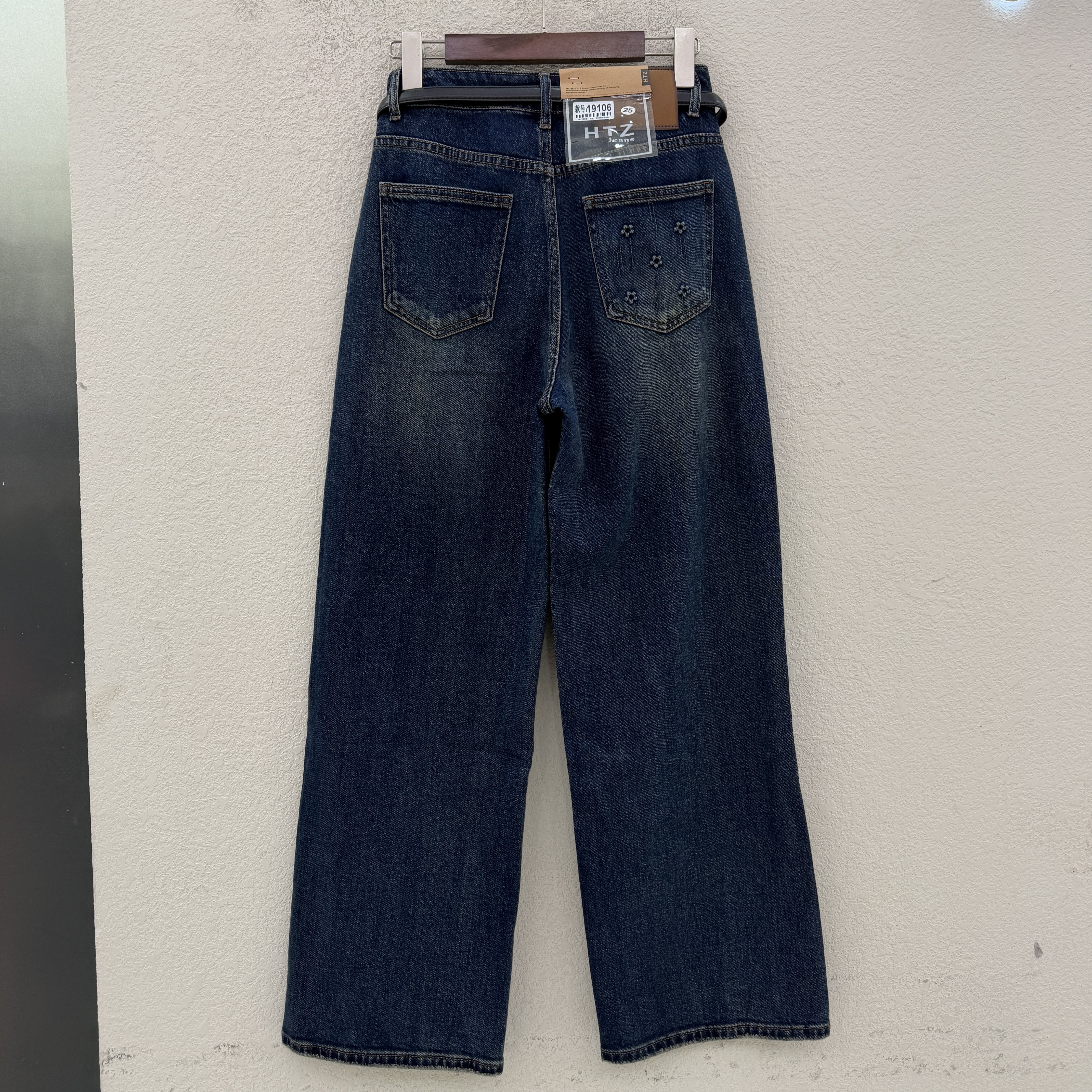 2026秋款JEANS红提子19106牛仔裤女水洗宽松印花直筒裤窄版拖地裤