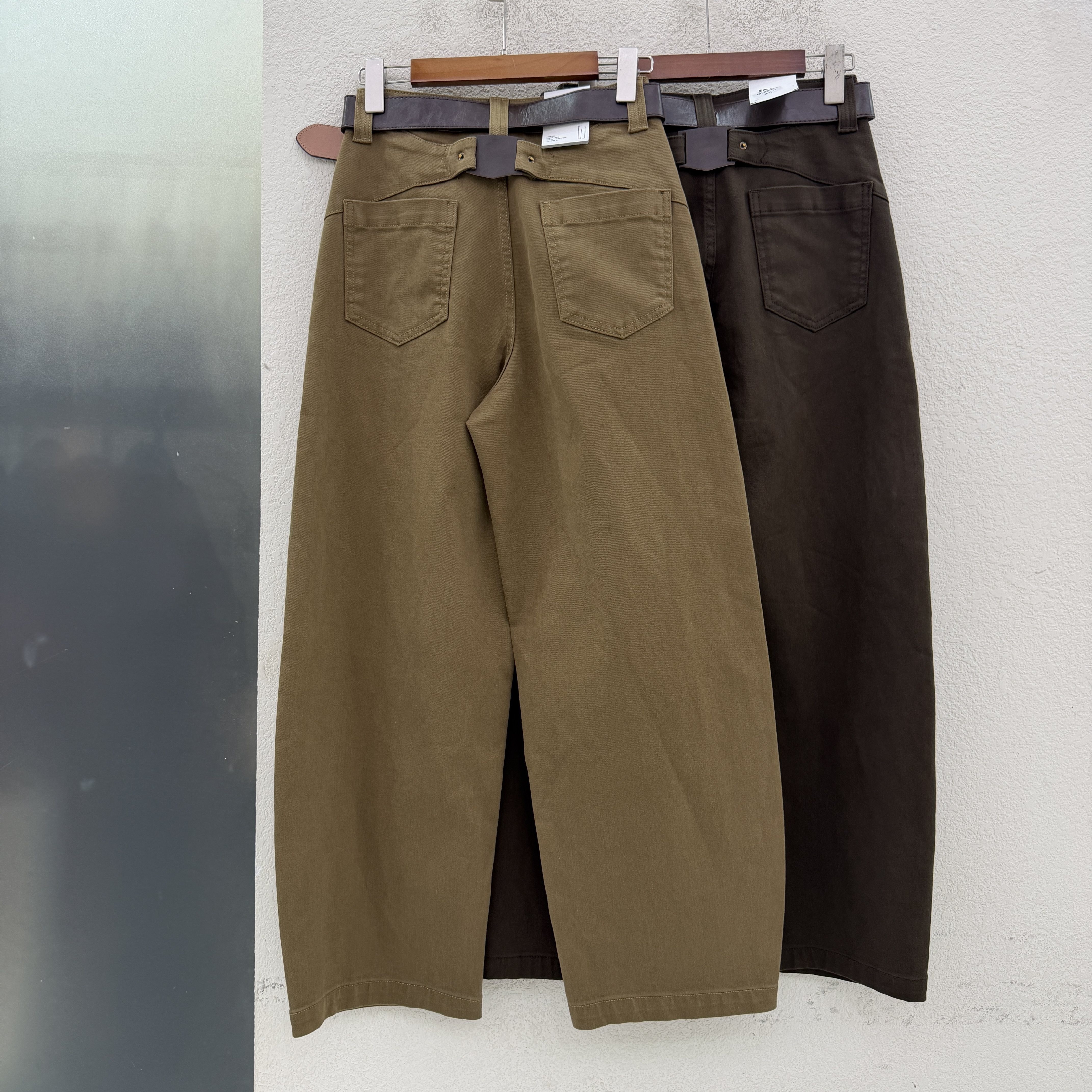 JEANS20205欧货高腰显瘦直筒裤女百搭弯刀阔腿牛仔裤2026秋新款