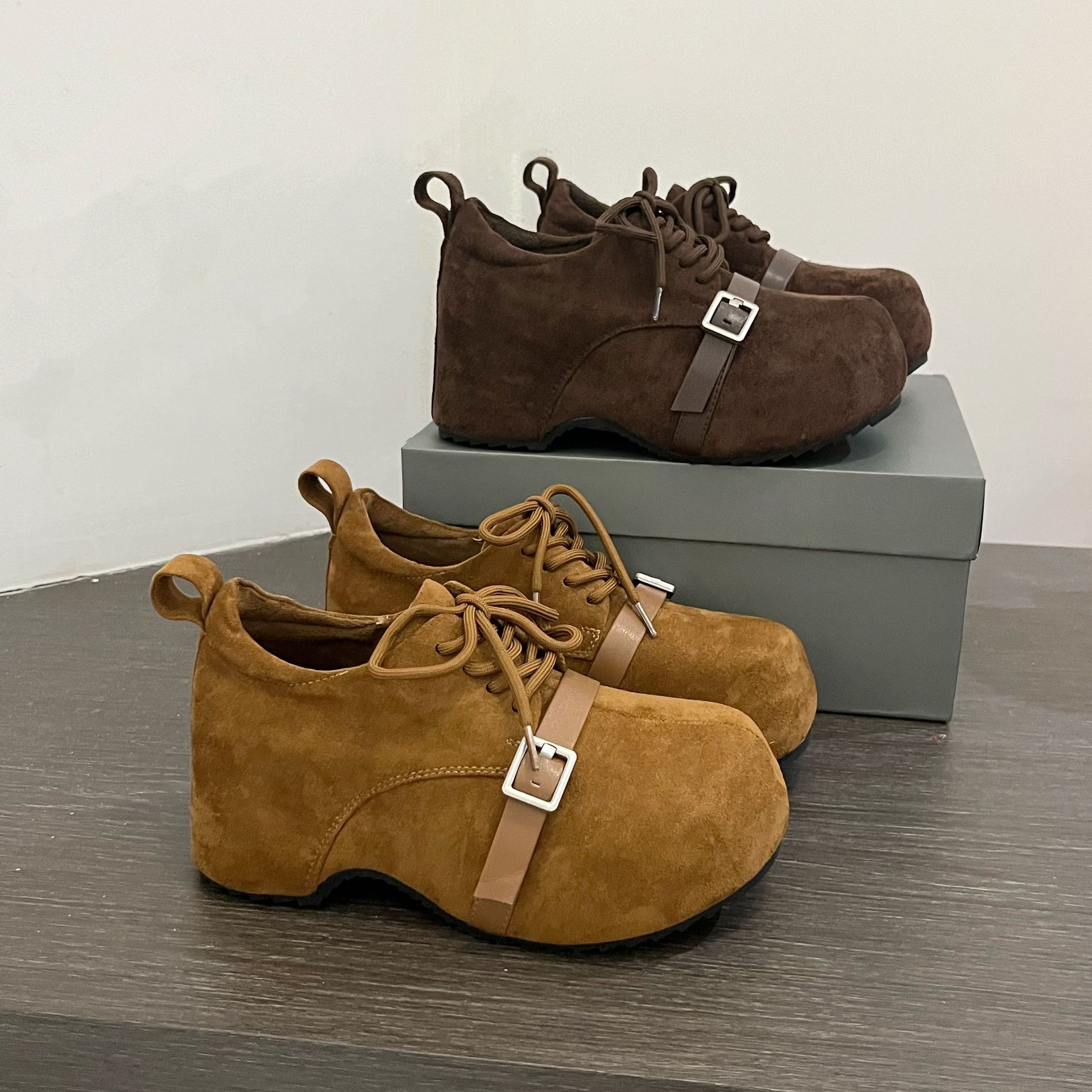 厚底内增高绒面大头勃肯鞋女q2025秋冬新款显脚小复古休闲运动鞋