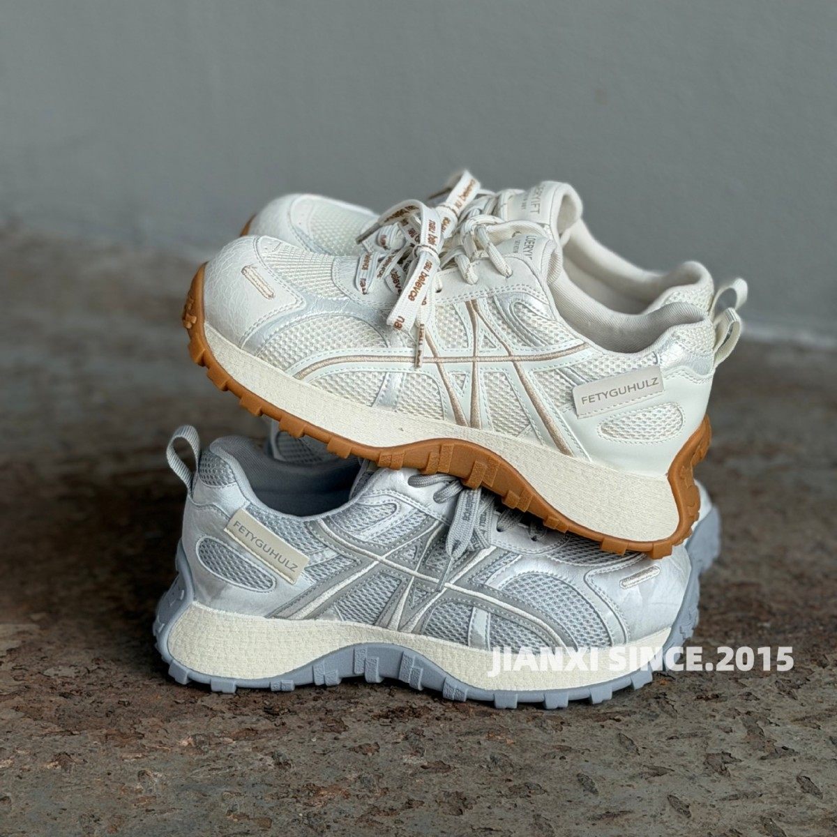 2026年春季新款平底慢跑休闲阿甘鞋拼色结构系带运动女鞋网面透气,女鞋,时尚休闲鞋,淘宝优惠券,粉丝福利购,淘宝优惠卷