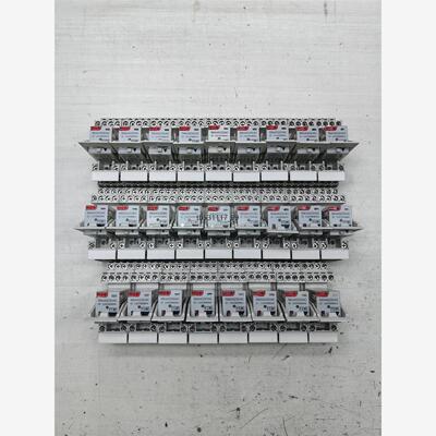 现货全新瑞士佳乐中间继电器RMIA45230VAC配ZMI4NA议价