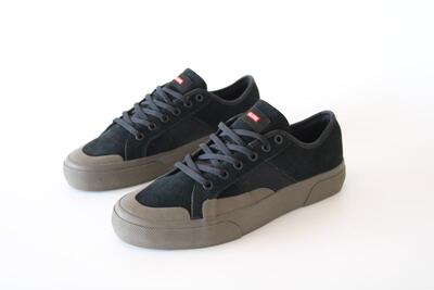 es滑板鞋极路客滑板鞋顽刻面包鞋