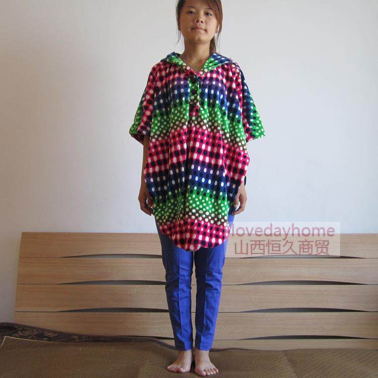 新世家族女士秋冬连帽斗蓬式波点天鹅绒睡衣家居服居家休闲套装