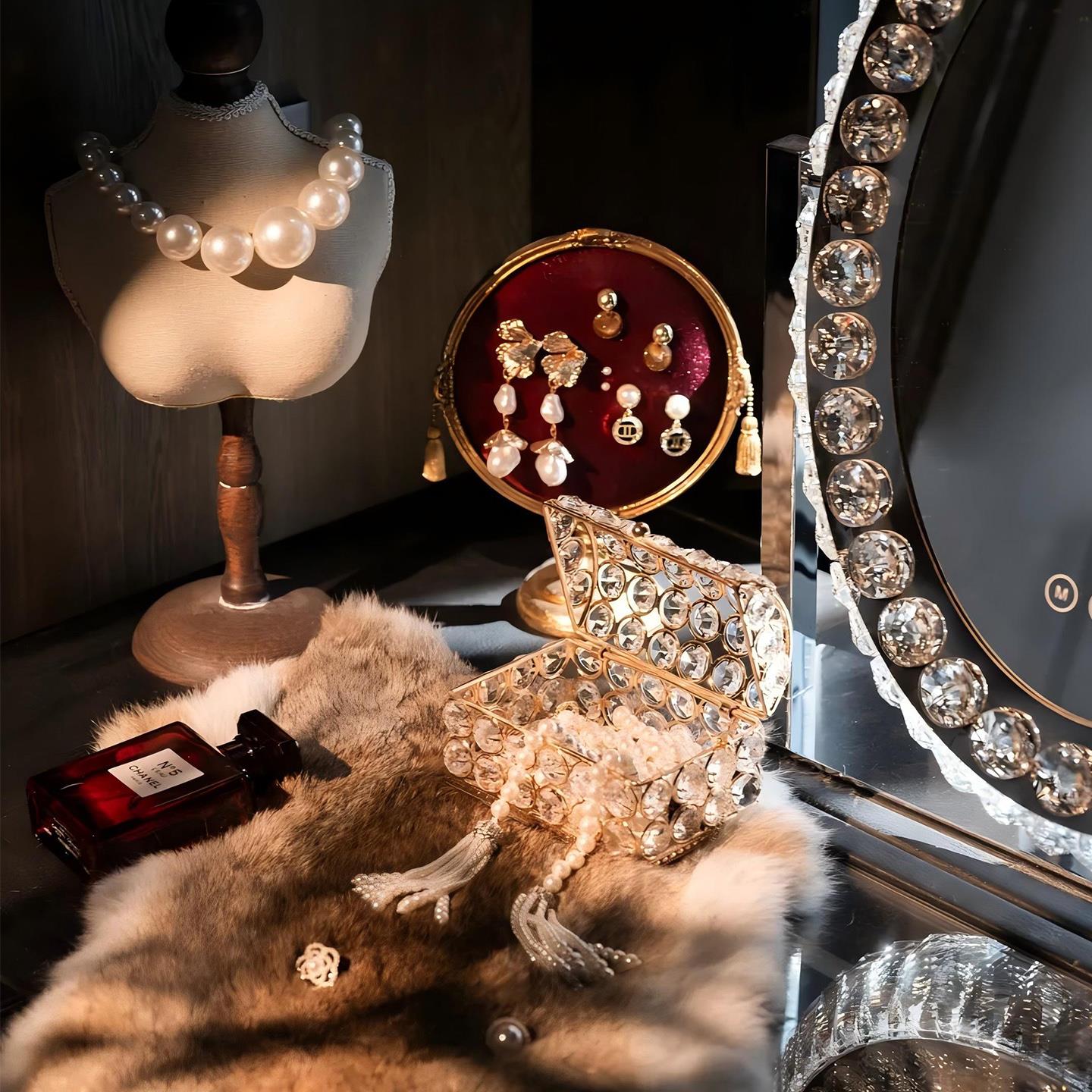 屿物为居 样板房衣帽间摆件样板间梳妆台摆件高级感轻奢风首饰香