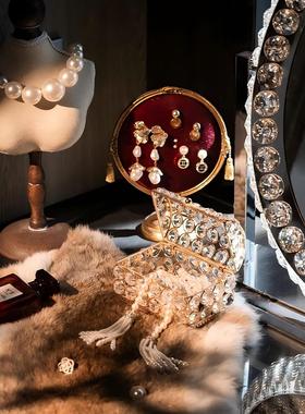 屿物为居 样板房衣帽间摆件样板间梳妆台摆件高级感轻奢风首饰香