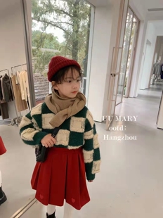 韩版儿童上衣宝宝冬季新款女童洋气加厚网红毛衣棋盘格羊绒毛衣