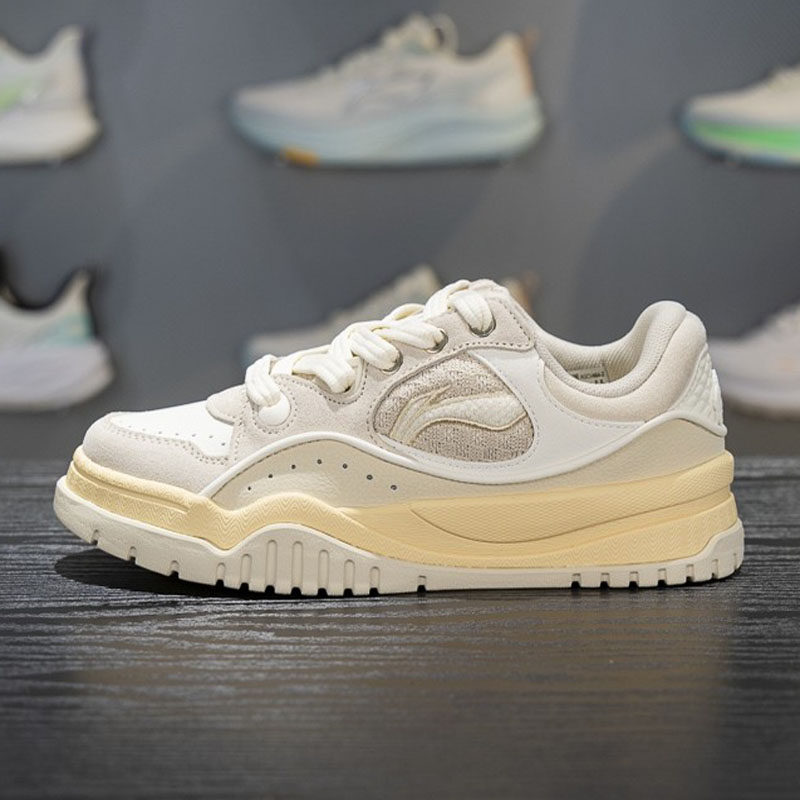 李宁布欧休闲鞋2025冬季款女子舒适软弹低帮防滑经典板鞋AGCV464,运动鞋new,板鞋,淘宝优惠券,粉丝福利购,淘宝优惠卷