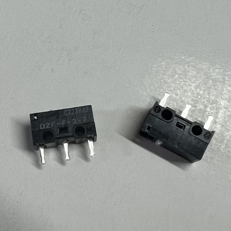 D2F-F-3-7欧姆龙鼠标微动开关白点