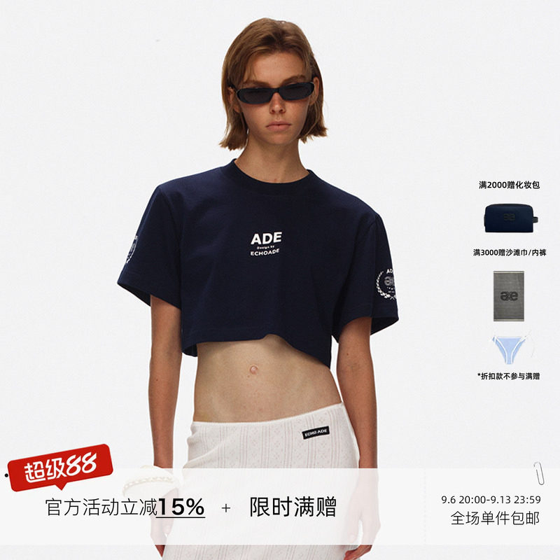 ECHOADE 亲肤挺阔 剪裁小圆领徽标印花微露腰线短袖T恤图片