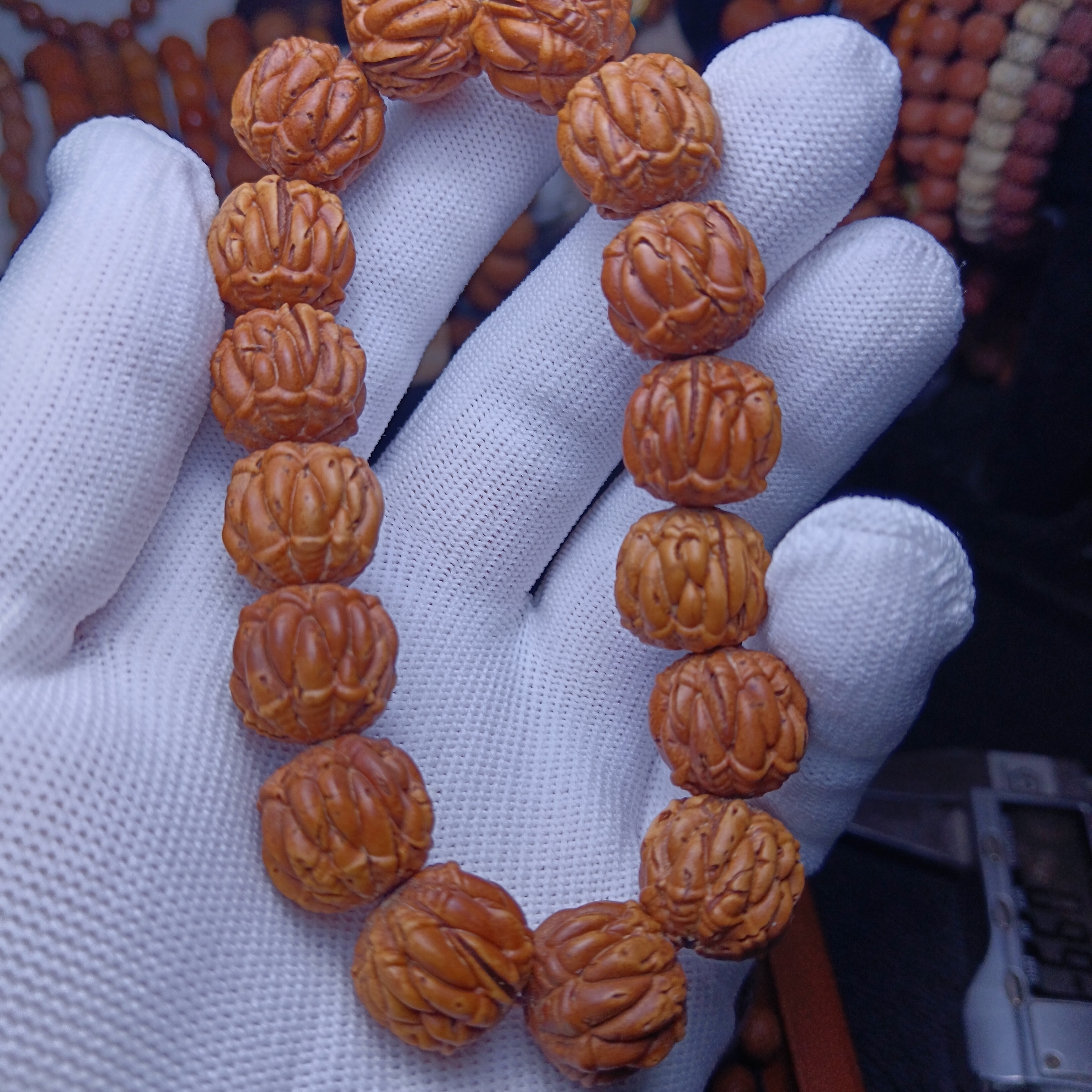 野生脑纹桃核雕刻吞噬龙爪手串高端雕刻男士盘玩战神无泡药