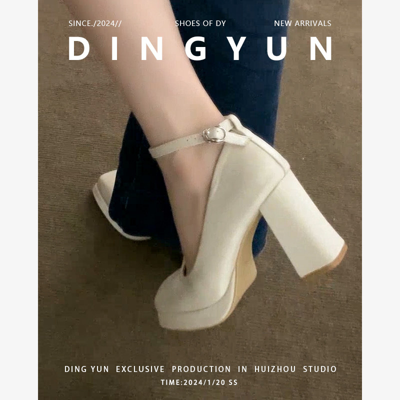 玛丽珍仙女风一字带小个子高跟鞋