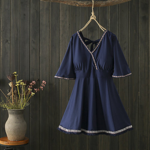 大码泳衣女胖mm200斤遮肉泡温泉