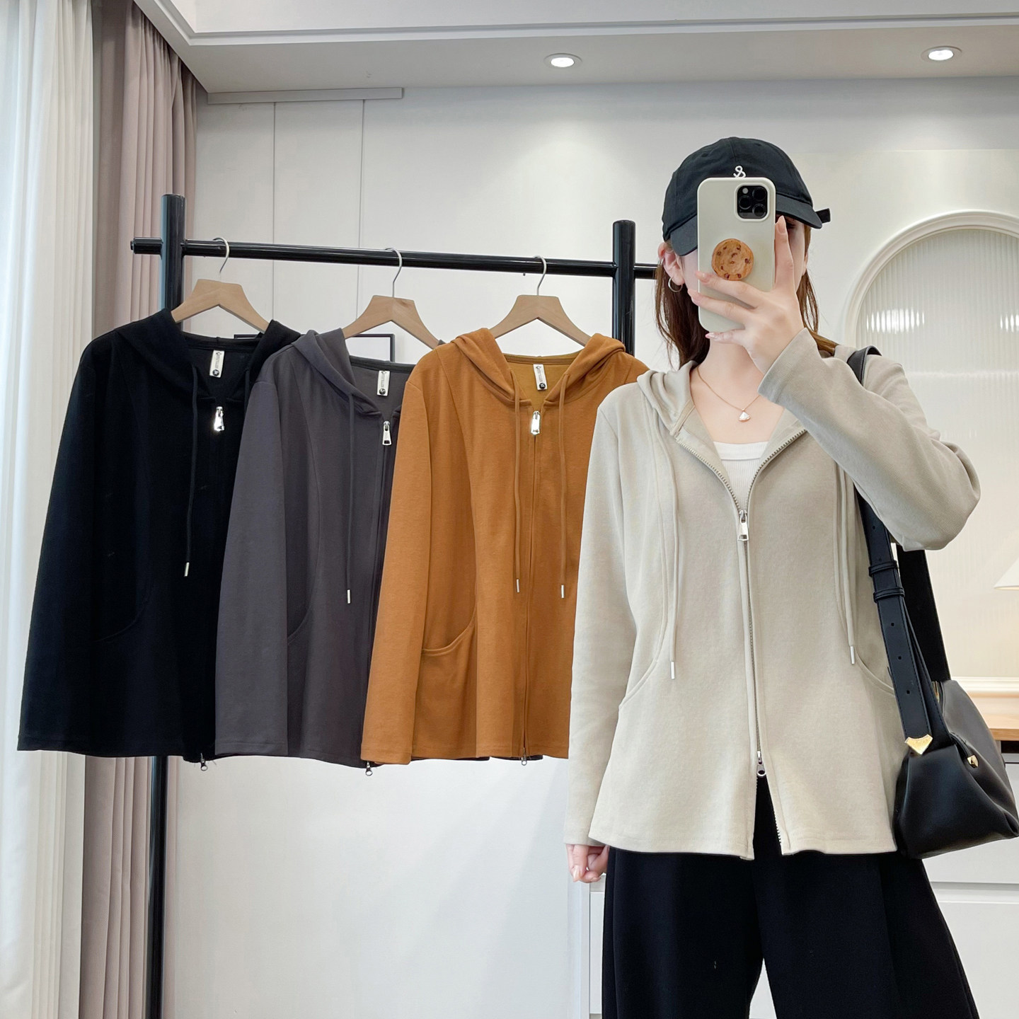 大码女休闲外套2026秋季新款胖妹妹显瘦正肩双头拉链运动连帽卫衣