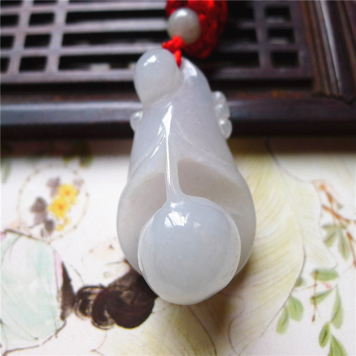 正品天然翡翠A货老坑种翡翠 精美喇叭花吊坠 配鉴定证书