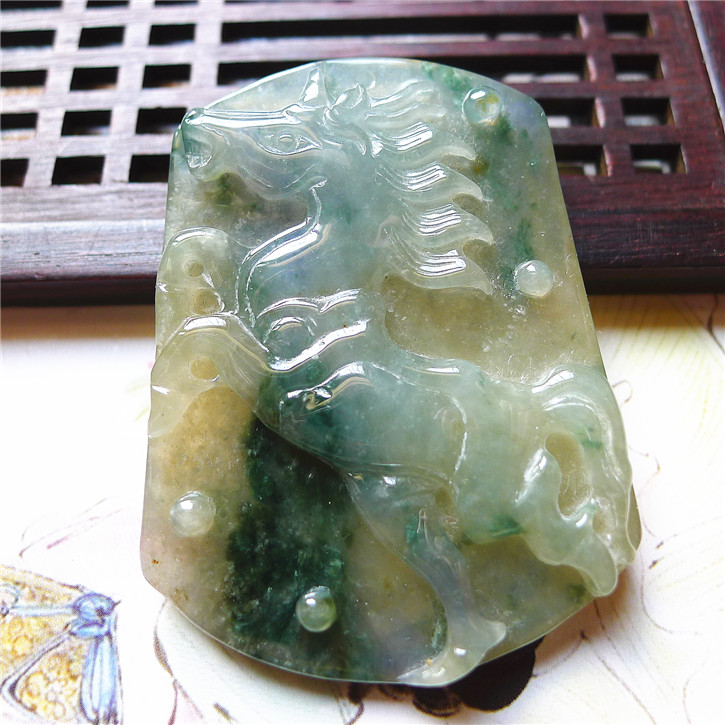 天然老坑种吊坠配鉴定证书玉马