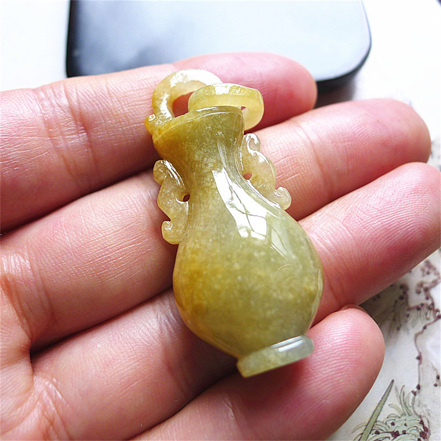 天然缅甸翡翠A货老坑种精雕精美水润瓶子金玉满堂吊坠配证书