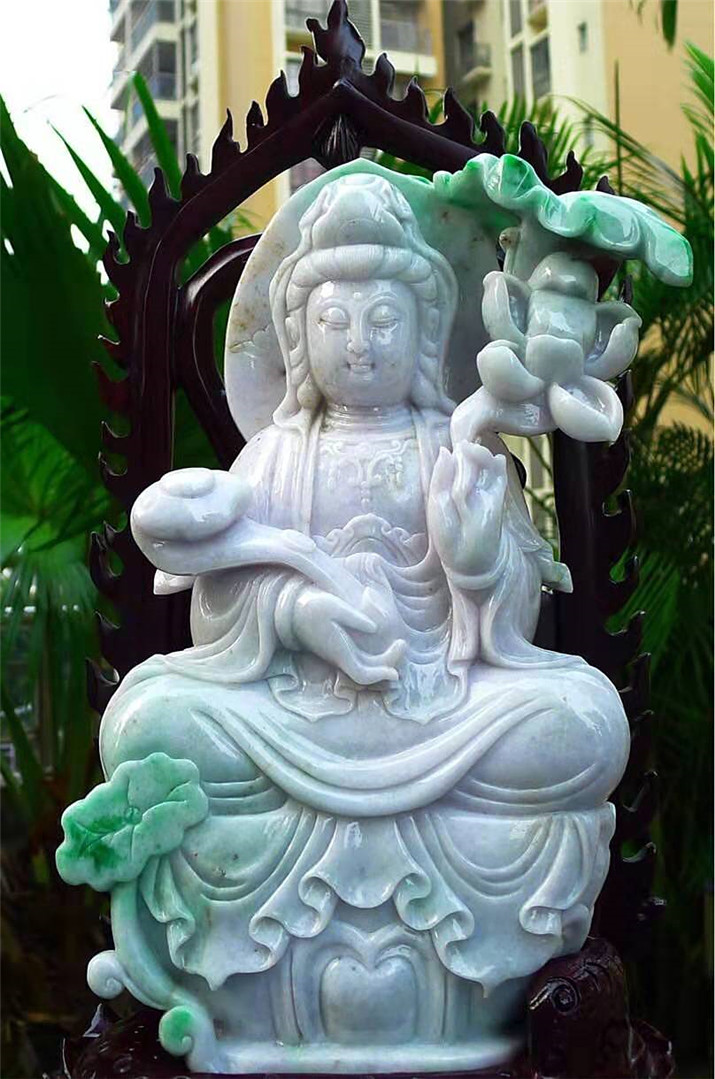 正品天然翡翠A货老坑种 观音摆件 配鉴定证书