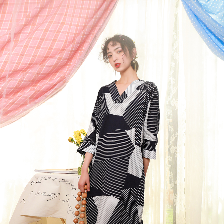 黑白条纹袍子 日式领宽松棉麻文艺连衣裙长裙简约复古度假裙