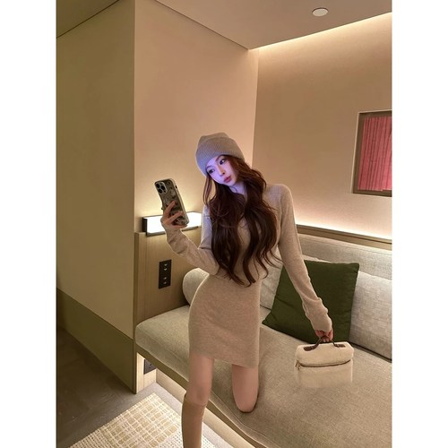 【奶霜裙】文文私服 秋季气质百搭洋气设计感连衣裙WWQ5LYQ2729