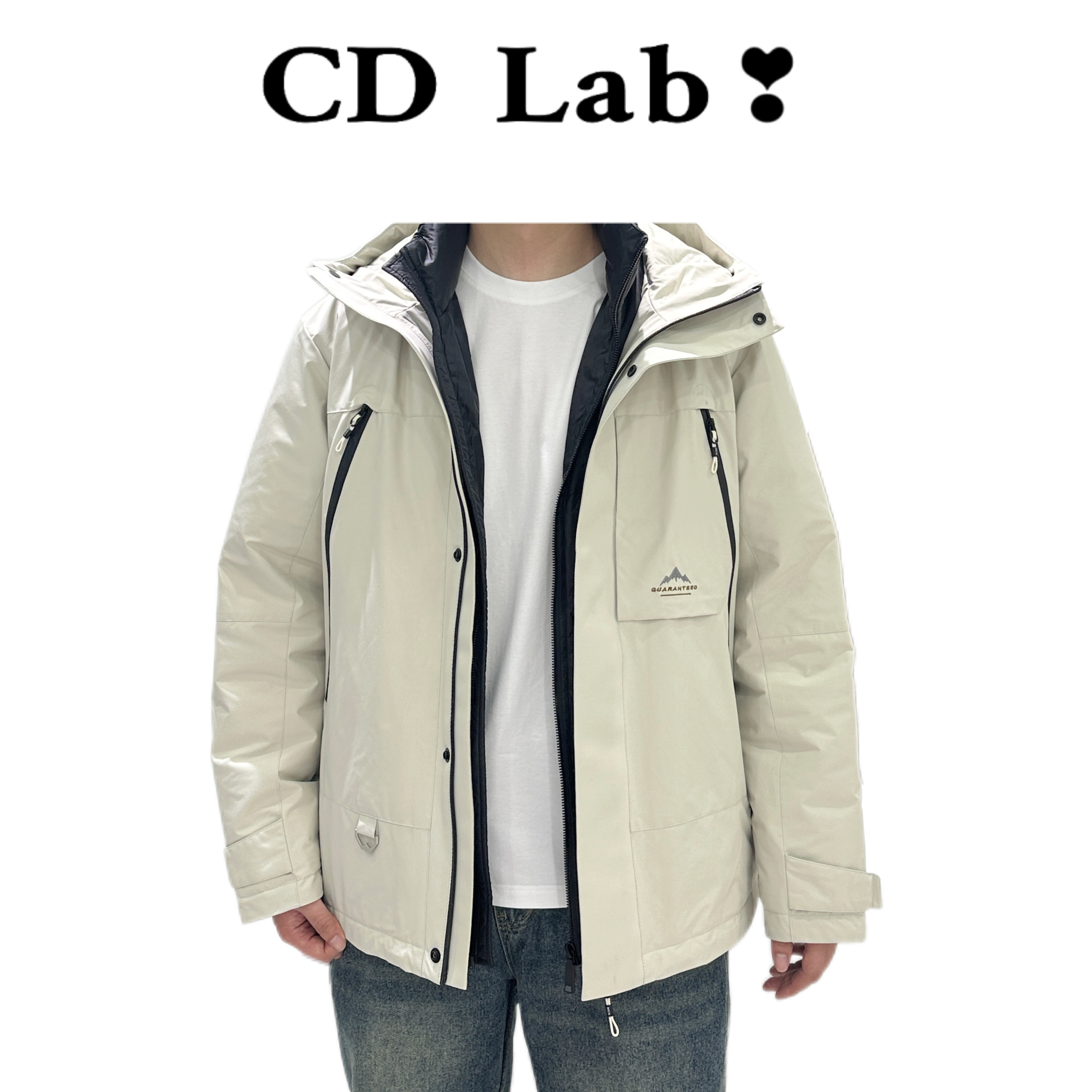 冲锋衣款羽绒服黑白户外防风防水