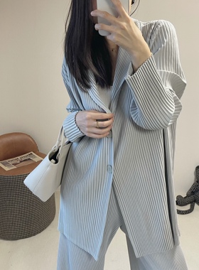 TVTV 乳灰色绝了！褶皱hp线秋季纽扣西装外套开衫阔腿裤套装