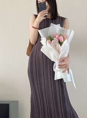 TVTV 美式复古～褶皱绛紫色条纹鱼鳞褶皱无袖宽松孕妇连衣裙