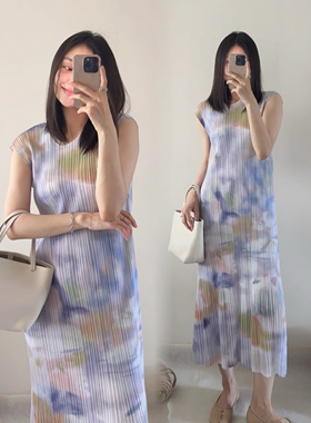 TVTV 夏日青提汽水～褶皱晕染粉紫色水墨印花鱼尾无袖连衣裙