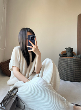 TVTV 老钱风遛狗套装～褶皱鱼鳞褶白色运动宽松短袖束口长裤