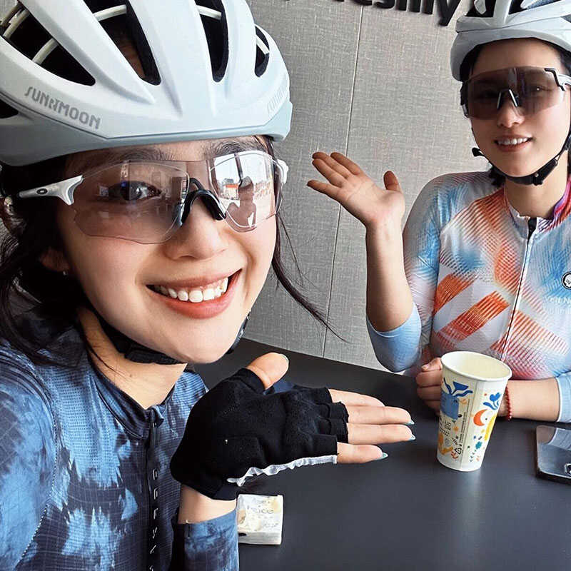 智能感光变色防风护目镜日夜两用