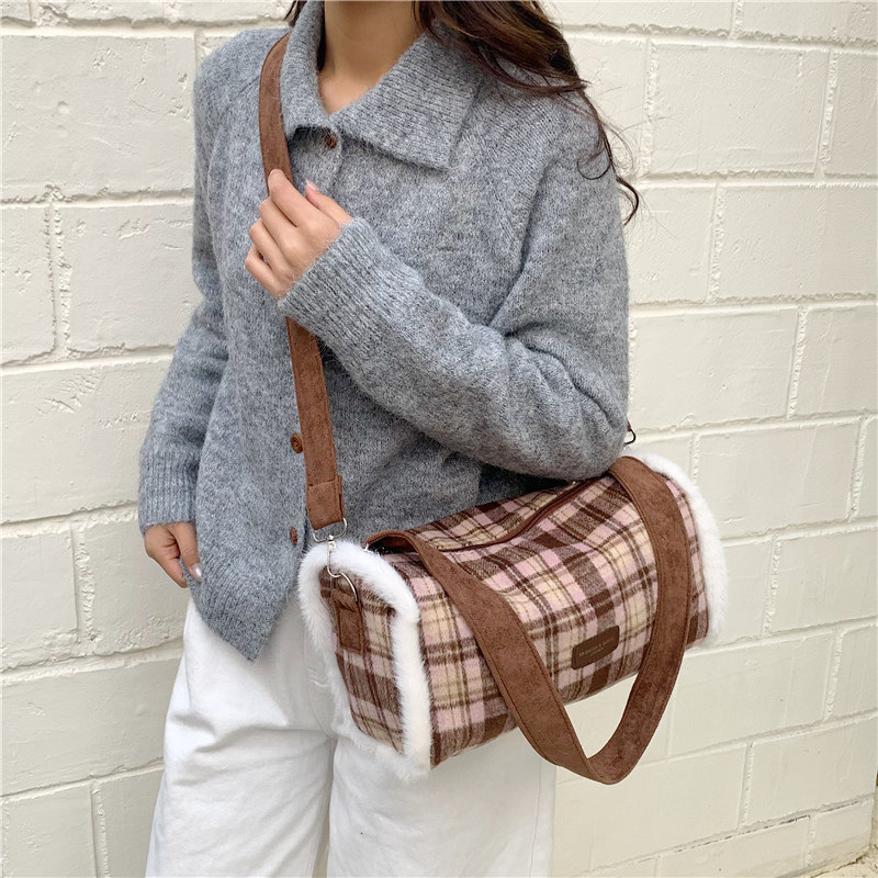 秋冬季新款韩版格子大容量单肩包2026新款呢子女式斜挎包包手拎包