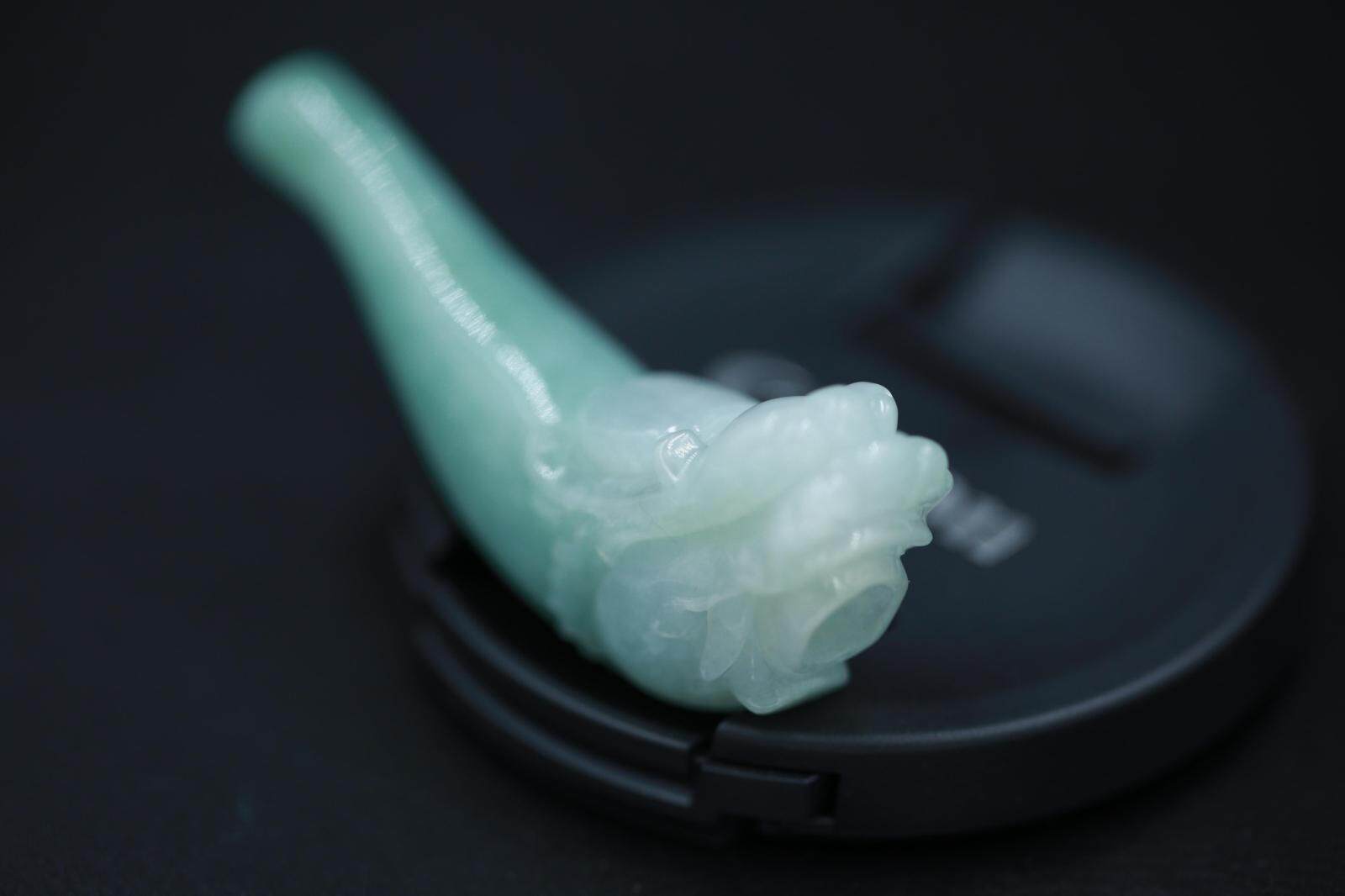 【润城珠宝】天然翡翠a货缅甸淡绿龙头可用烟斗摆件摆饰3