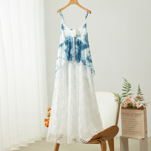云南手工扎染吊带连衣裙女装新款2025夏季蕾丝立体玫瑰花飘带裙子