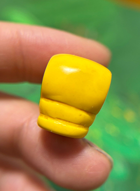 14mm西藏特色黄色料器三通手工雕刻矮胖圆形一体式简洁百搭大孔道
