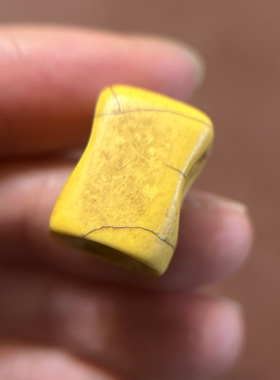 12mm老黄料三通方形黄色料器线纹西藏传文玩大孔道藏式老物件磨损