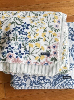 日单黑标 牛奶绒双层披肩午睡盖毯 加厚午休毛毯斗篷 抗静电