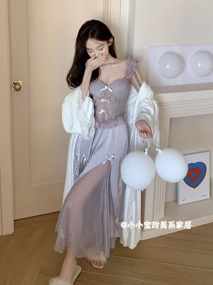 WOMENS AUTUMN AND WINTER LACE ISLAND VELVET SWEET HOODED BATHROBE CHEST PADS GOLDEN PAJAMAS MID-LENGTH DRESSING GOWNS TWO-PIECE SET