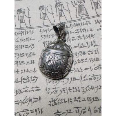 埃及手工银饰圣日之光甲虫吊坠